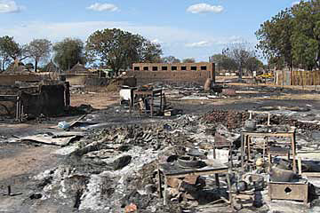 Buildings in Abyei burned to the ground