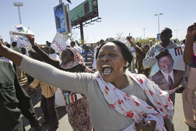 Sudanese Gov't Cracks Down On Opposition